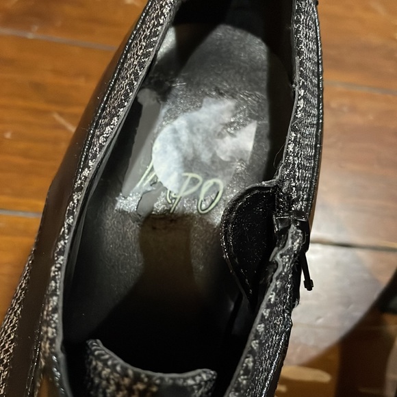 Impo spectator heels (sz 7) - Picture 8 of 12